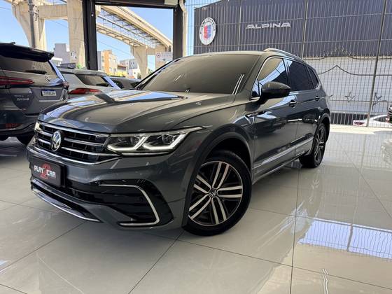 VOLKSWAGEN TIGUAN 2.0 300 TSI GASOLINA ALLSPACE R-LINE AUTOMÁTICO VOLKSWAGEN TIGUAN 2.0 300 TSI GASOLINA ALLSPACE R-LINE AUTOMÁTICO